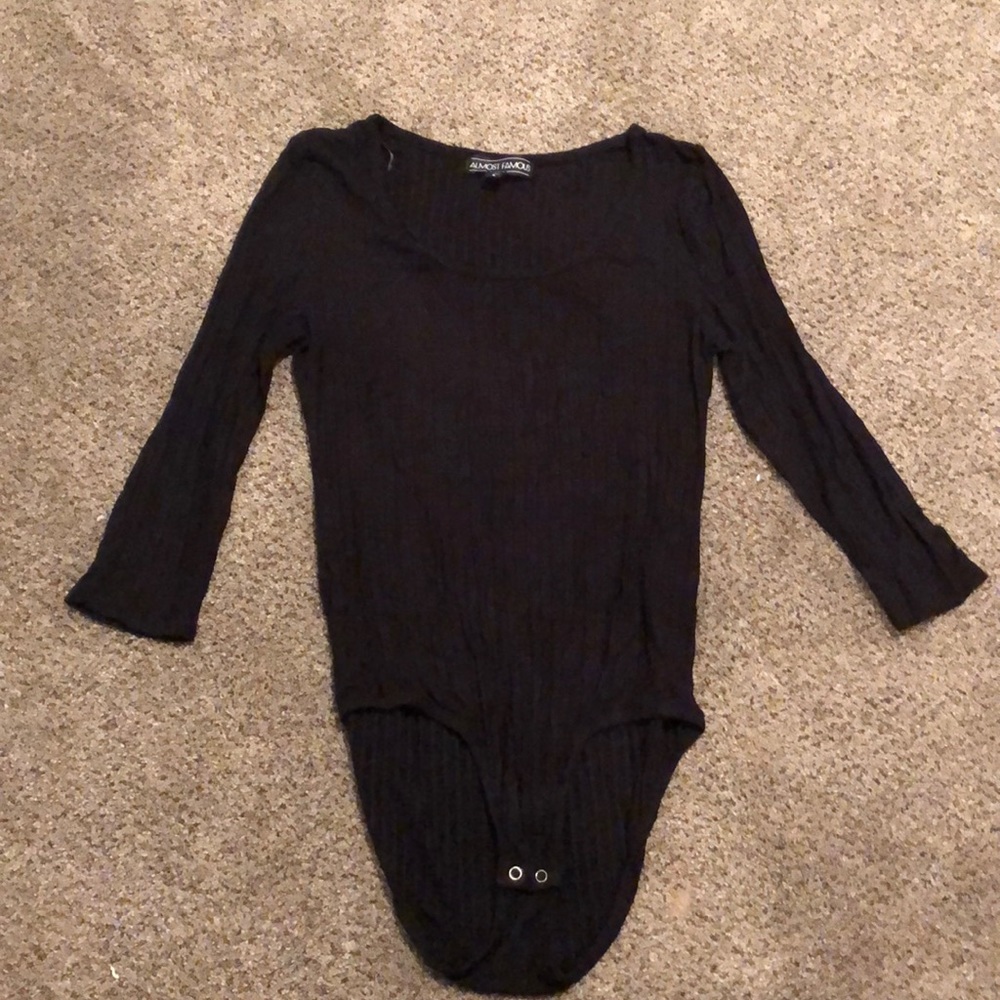 Black half sleeve body suit